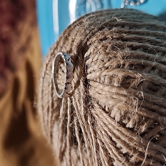 SILVER HEART RING SIZE SMALL (4-6) - Picture 3 of 5